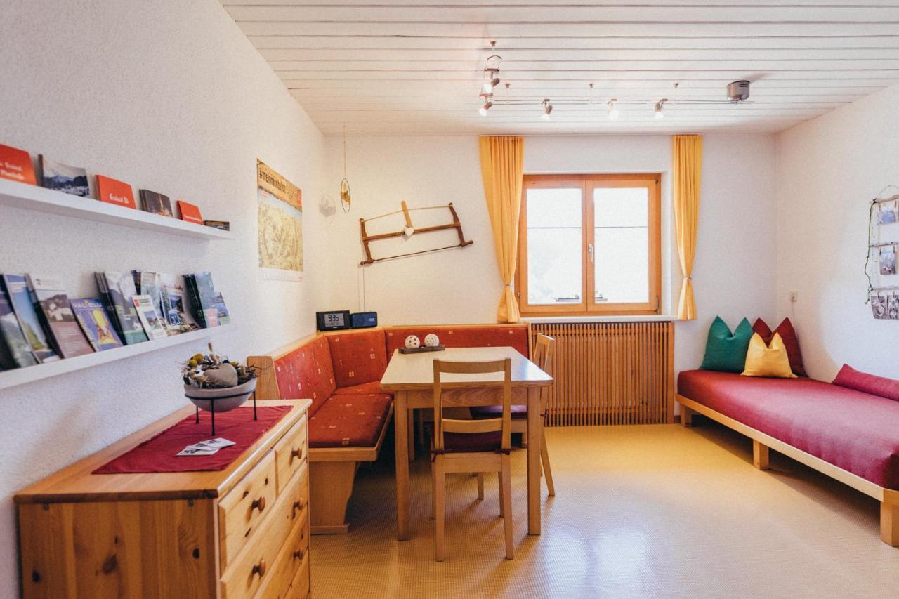Haus Netzer Apartment Bartholomaeberg Exterior photo